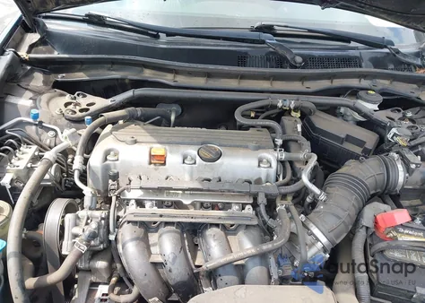 2011 Honda Accord 2.4 Ex-L from USA, damaged, VIN 1HGCP2F81BA008995